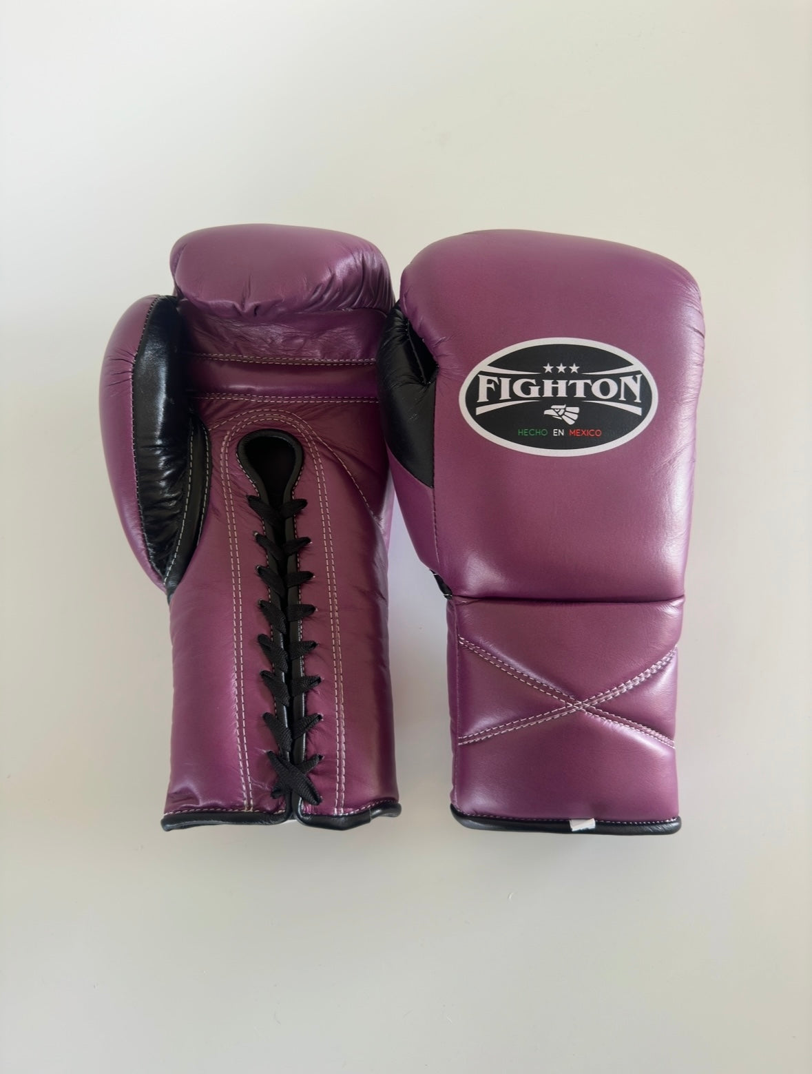 16oz Purple/Black Lace Up El Rey 2.0 Training Gloves