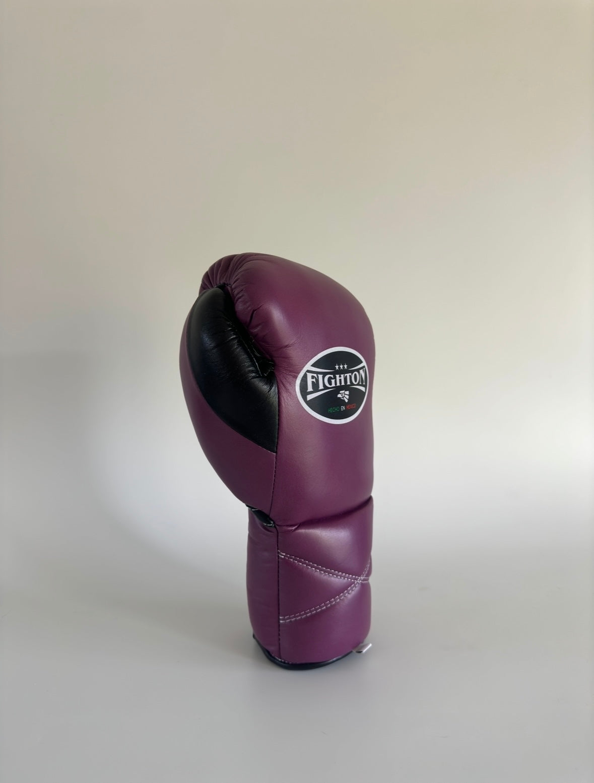 16oz Purple/Black Lace Up El Rey 2.0 Training Gloves