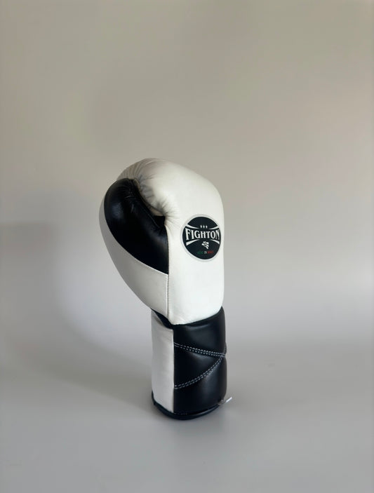 16oz White/Black Lace Up El Rey 2.0 Training Gloves