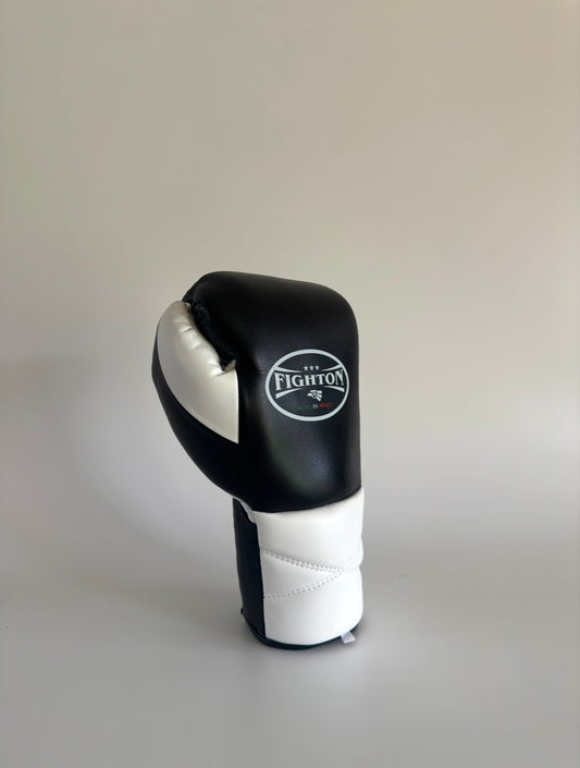18oz Black/White Lace Up El Rey 2.0 Training Gloves